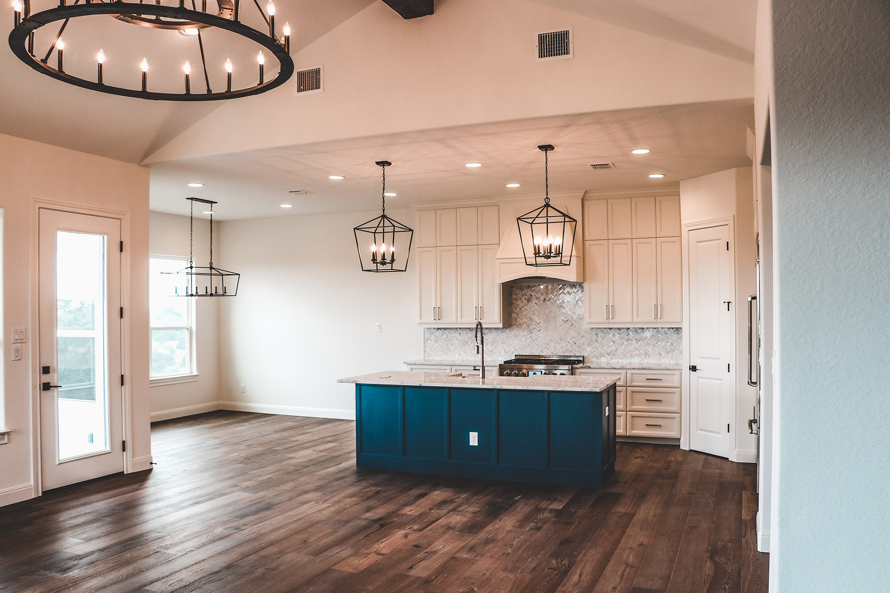 Serenity Oaks custom home images